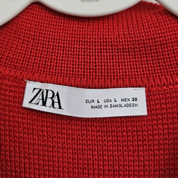 Zara Cardigan Large Red Knit Gold Button Collar Lapel Sweater Bloggers Fave NWOT - Picture 2 of 10